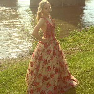 Jovani ball gown/prom